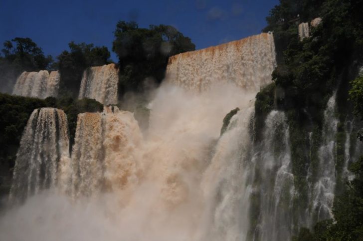Igauzu Falls