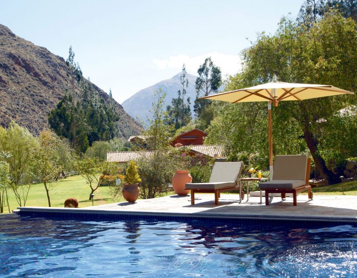 best sacred valley hotels for animals sighting