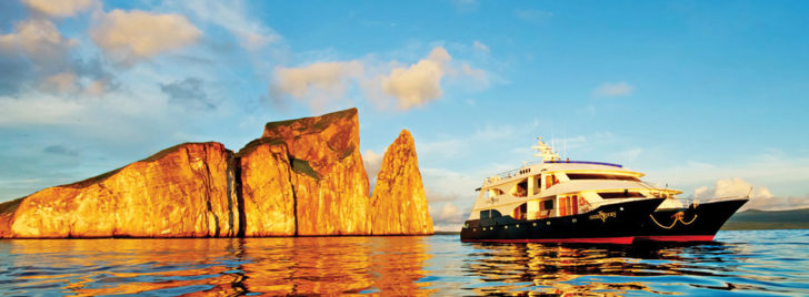 Ocean Spray Cruise Galapagos