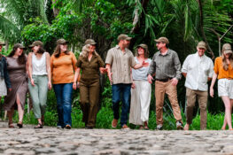 Knowmad Adventures Team